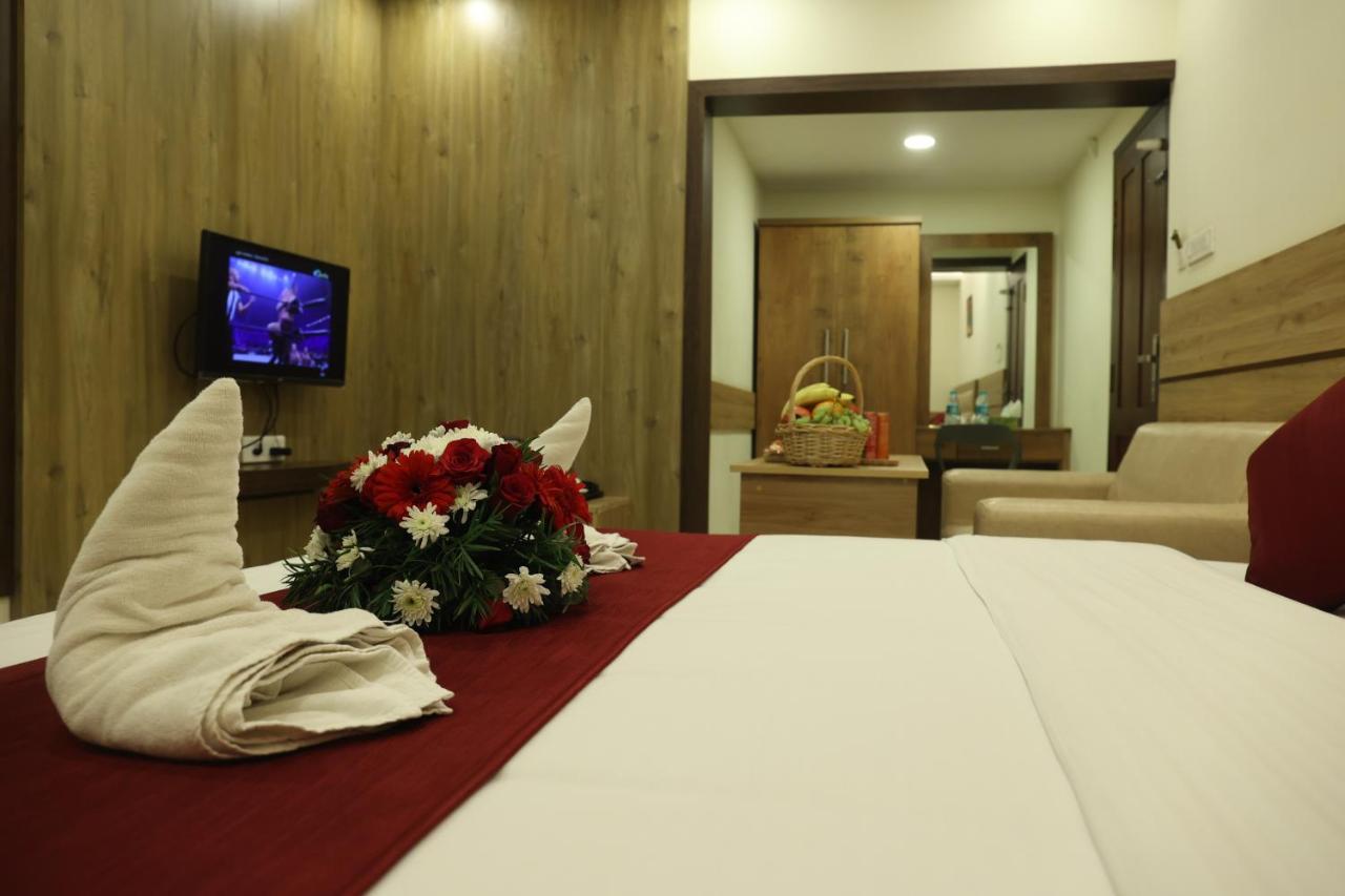 Balaji Regency Kanhangad Kannangad Extérieur photo