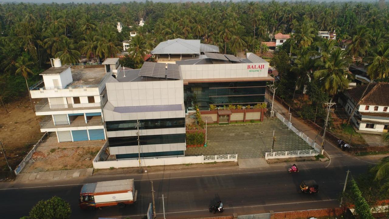 Balaji Regency Kanhangad Kannangad Extérieur photo