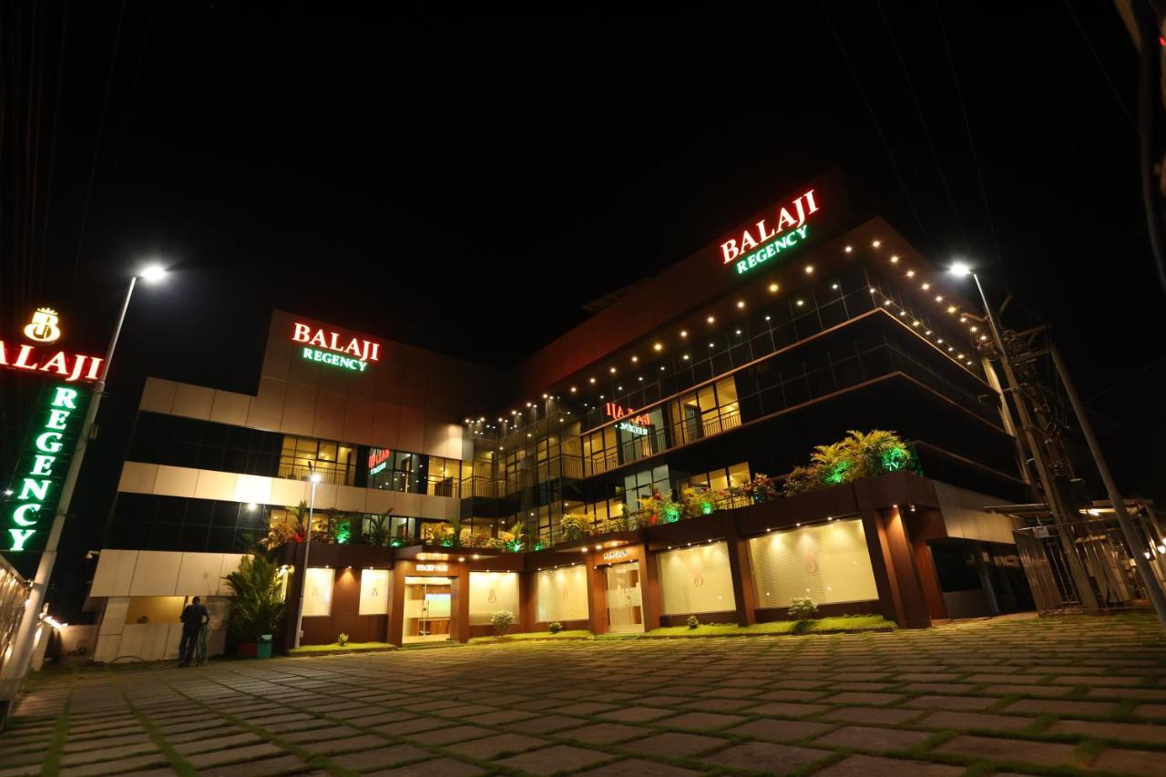 Balaji Regency Kanhangad Kannangad Extérieur photo