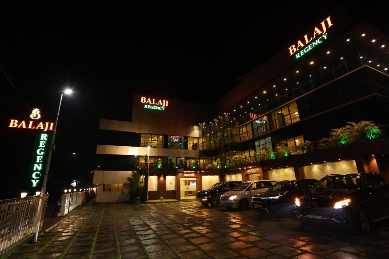 Balaji Regency Kanhangad Kannangad Extérieur photo
