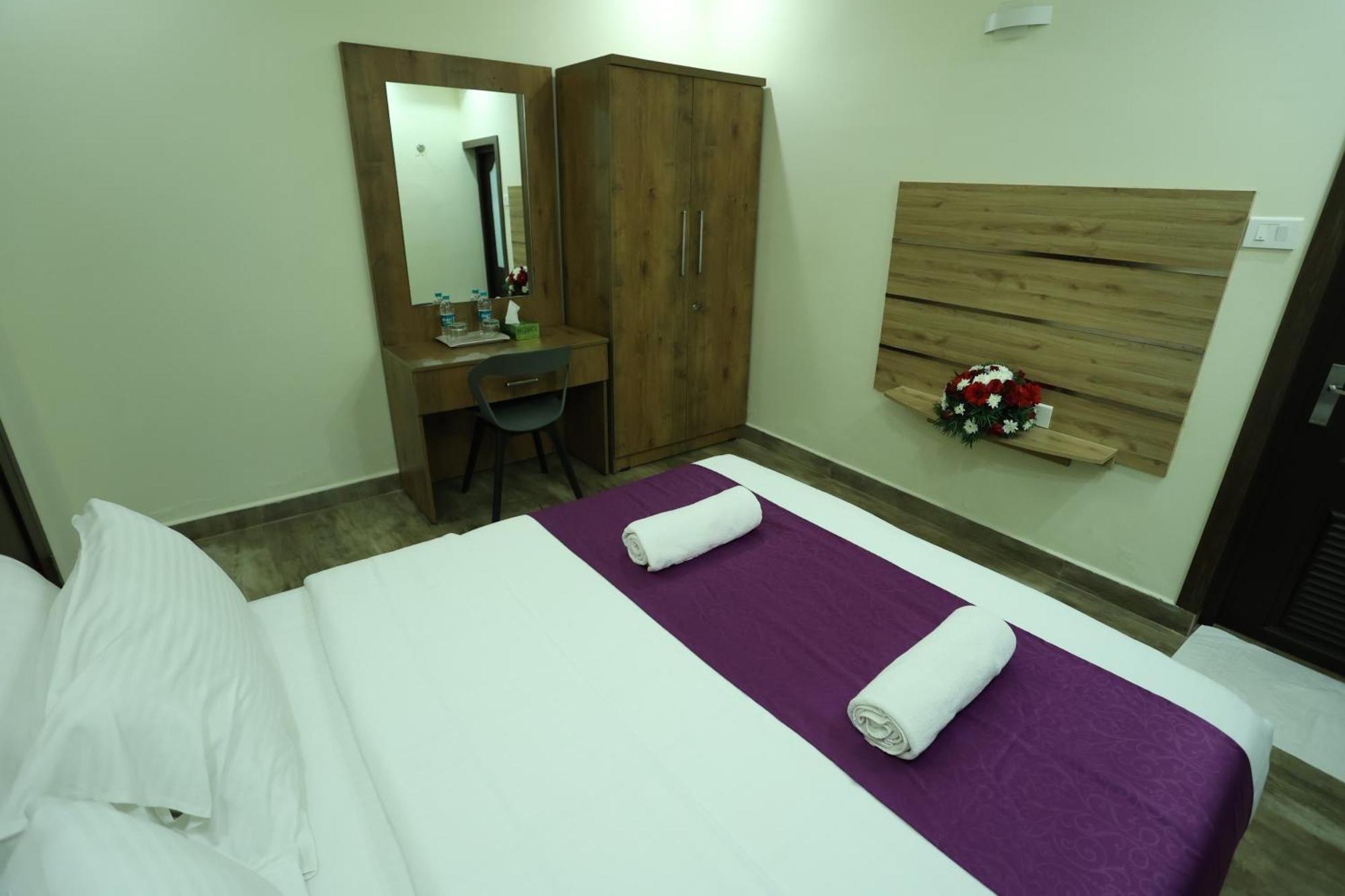 Balaji Regency Kanhangad Kannangad Extérieur photo