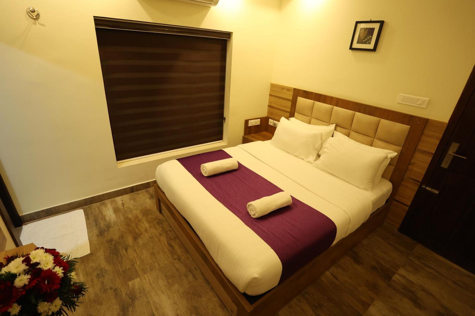 Balaji Regency Kanhangad Kannangad Extérieur photo