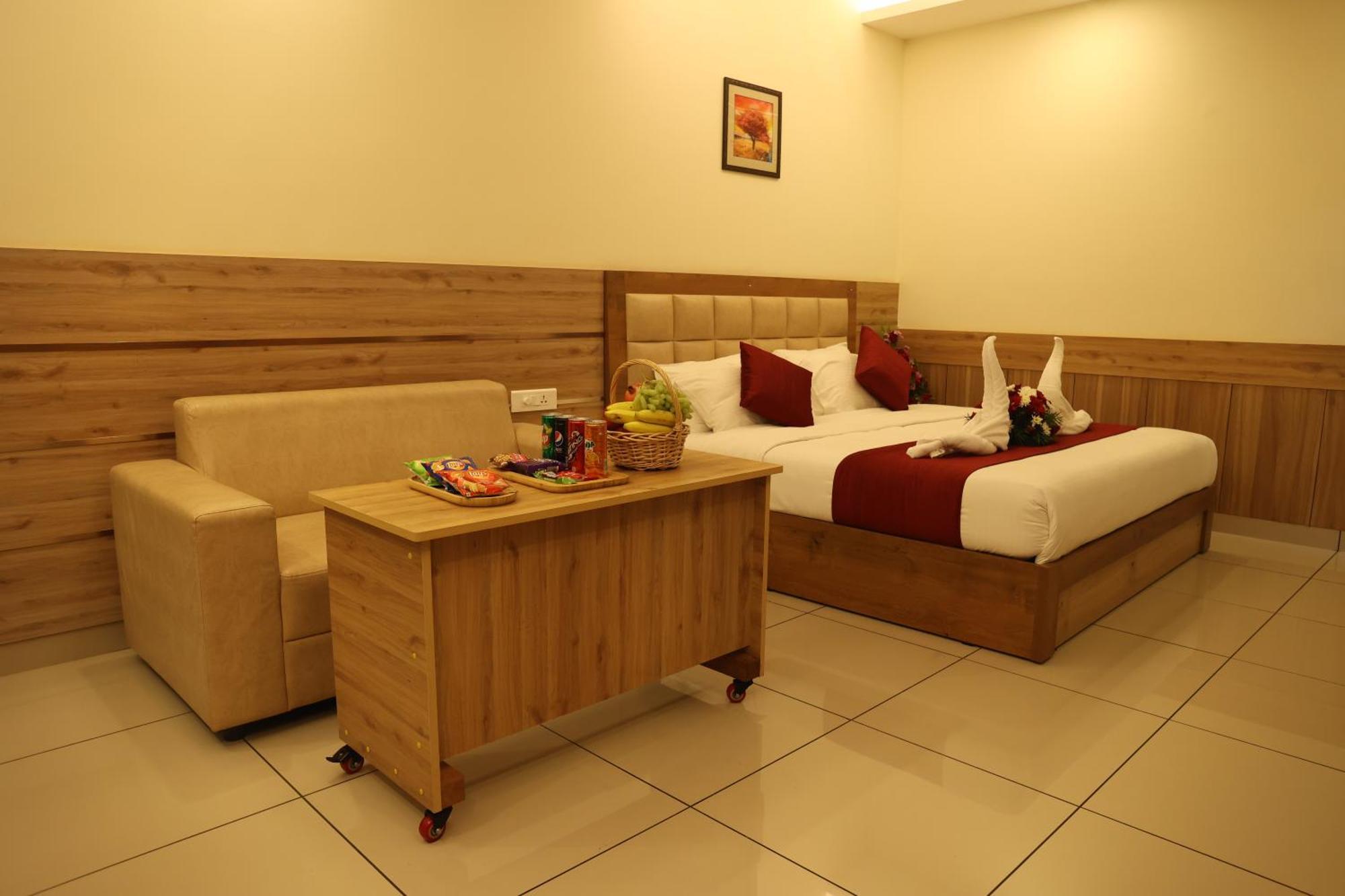 Balaji Regency Kanhangad Kannangad Extérieur photo