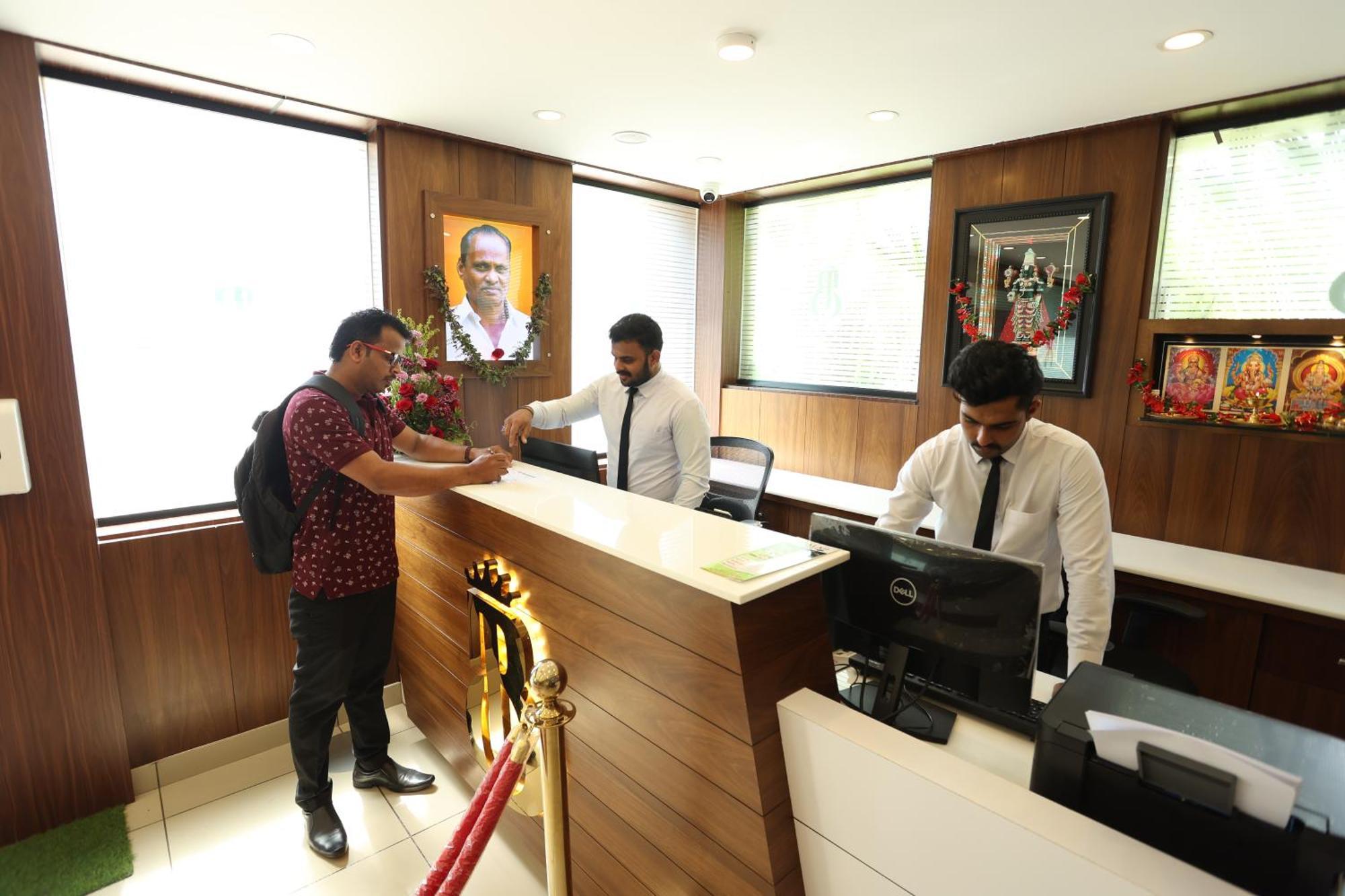 Balaji Regency Kanhangad Kannangad Extérieur photo